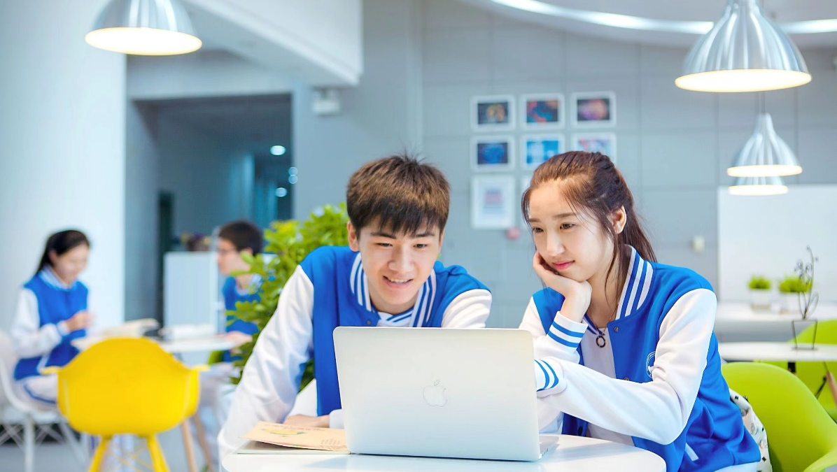 【中国教育报】大连东软信息学院：打造智慧育人体系 创新数字化转型路径
